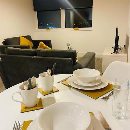 #0509 Two Bedroom Serviced Apartment- Free Parking Derby Exterior photo