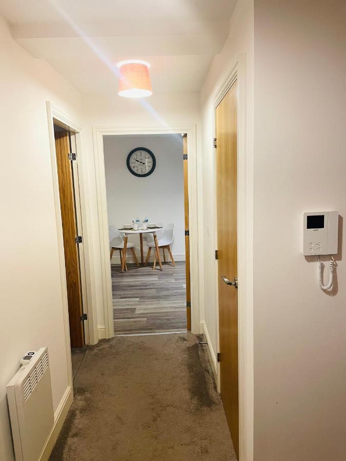 #0509 Two Bedroom Serviced Apartment- Free Parking Derby Exterior photo