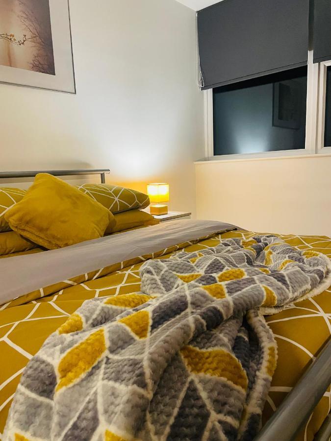 #0509 Two Bedroom Serviced Apartment- Free Parking Derby Exterior photo